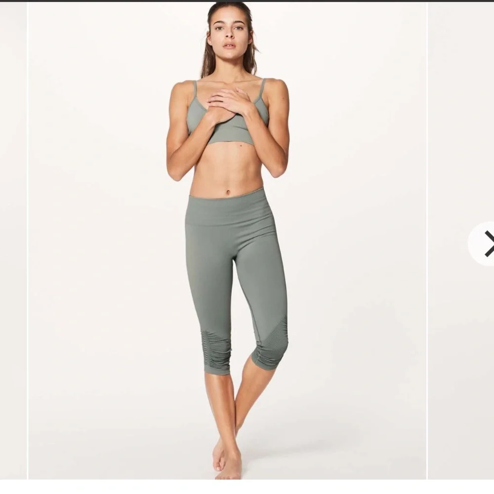 Lululemon Athletica Gray Leggings Soft knit awakening crop Taryn Toomey collect
